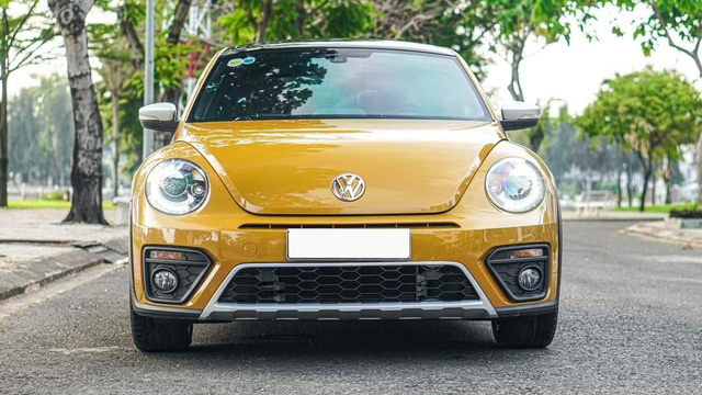 Hàng hiếm Volkswagen Beetle Dune được rao bán sau 5 năm tuổi với giá 1,4 tỷ đồng - Ảnh 2.