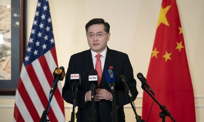 Ông Tần Cương phát biểu khi đến Washington nhận chức đại sứ Trung Quốc tại Mỹ hồi tháng 7/2021. Ảnh: Xinhua.