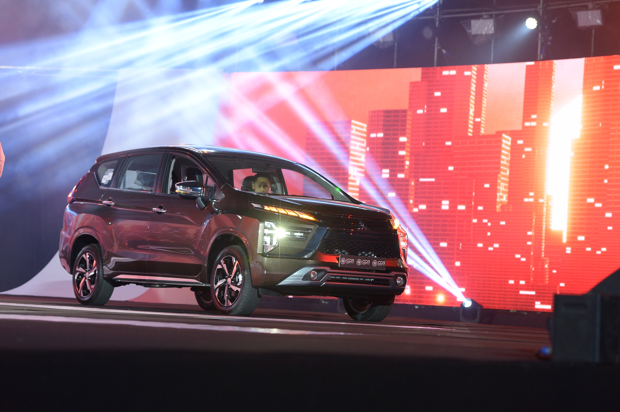 Mitsubishi Xpander thắng cách biệt giải 'Xe dịch vụ 2022 cho tài xế' - Ảnh 5.