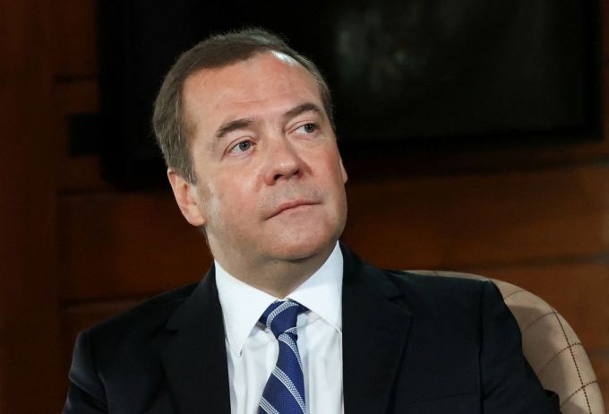 Phó chủ tịch Hội đồng An ninh Nga Medvedev trong cuộc phỏng vấn ở Moskva hồi năm 2022. Ảnh: Reuters.