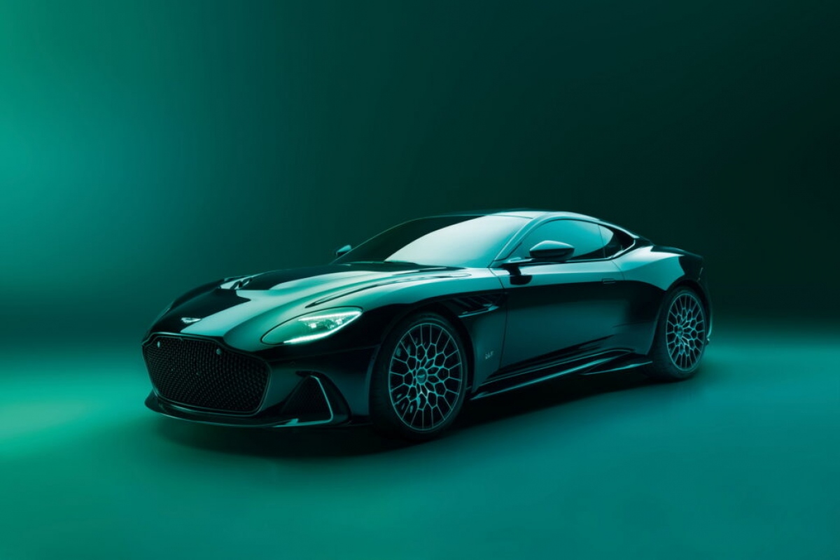 Aston Martin ra mắt DBS 770 Ultimate -chiếc Aston Martin “mạnh nhất từ trước tới nay