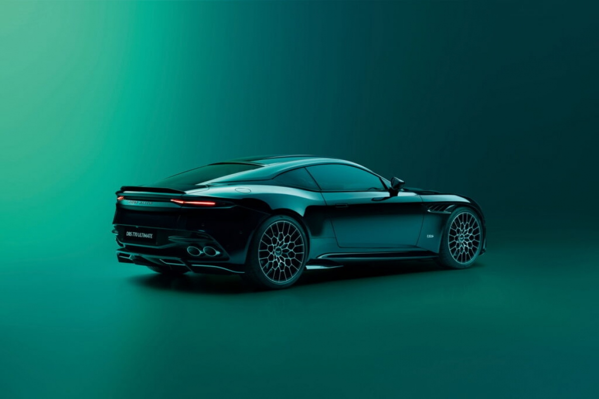 Aston Martin ra mắt DBS 770 Ultimate -chiếc Aston Martin “mạnh nhất từ trước tới nay