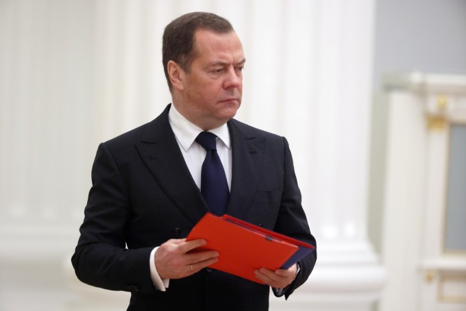 Phó chủ tịch Hội đồng An ninh Quốc gia Nga Dmitry Medvedev trong cuộc họp Hội đồng An ninh tại Điện Kremlin hồi tháng 11/2022. Ảnh: AFP.