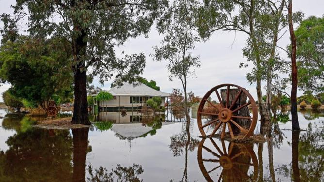 Farmers face a long, pot-holed road to recovery as they forge ahead with flood recovery efforts. (Brendan McCarthy/AAP PHOTOS)