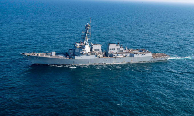 Tàu chiến Mỹ hoạt động tại Biển Đỏ trong bức ảnh đăng ngày 31/12/2023. Ảnh: CENTCOM
