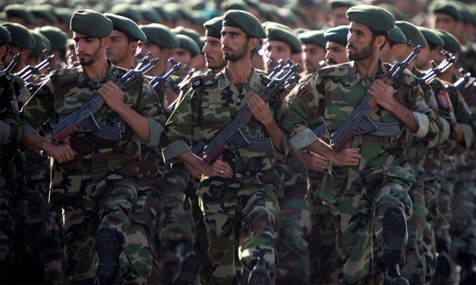 Binh sĩ IRGC trong một cuộc duyệt binh đầu năm 2019. Ảnh: Reuters