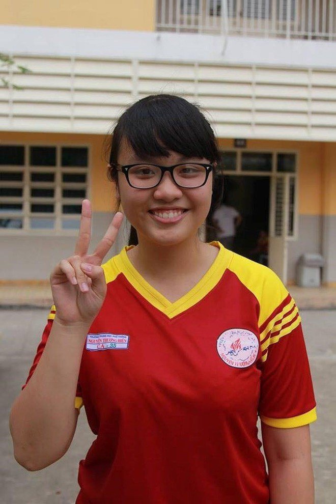Hình ảnh Huỳnh Phạm Thủy Tiên thời học trung học mũm mĩm, nhút nhát với cân nặng vượt mốc 90kg.
