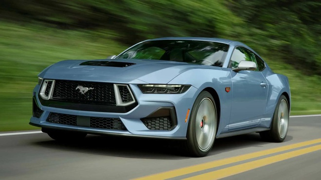 Ford Mustang có năm tồi tệ nhất lịch sử: 'Ngựa hoang Mỹ' nhiều đại gia Việt yêu thích để thua chính 'người em' chạy bằng điện- Ảnh 2.