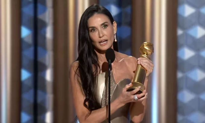 Demi Moore phát biểu nhận giải Quả Cầu Vàng 2025. Ảnh: CBS