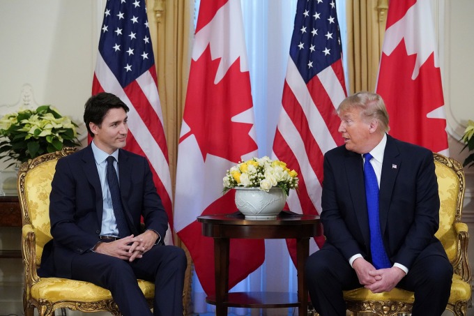 Thủ tướng Canada Justin Trudeau và Tổng thống đắc cử Mỹ Donald Trump. Ảnh: Reuters