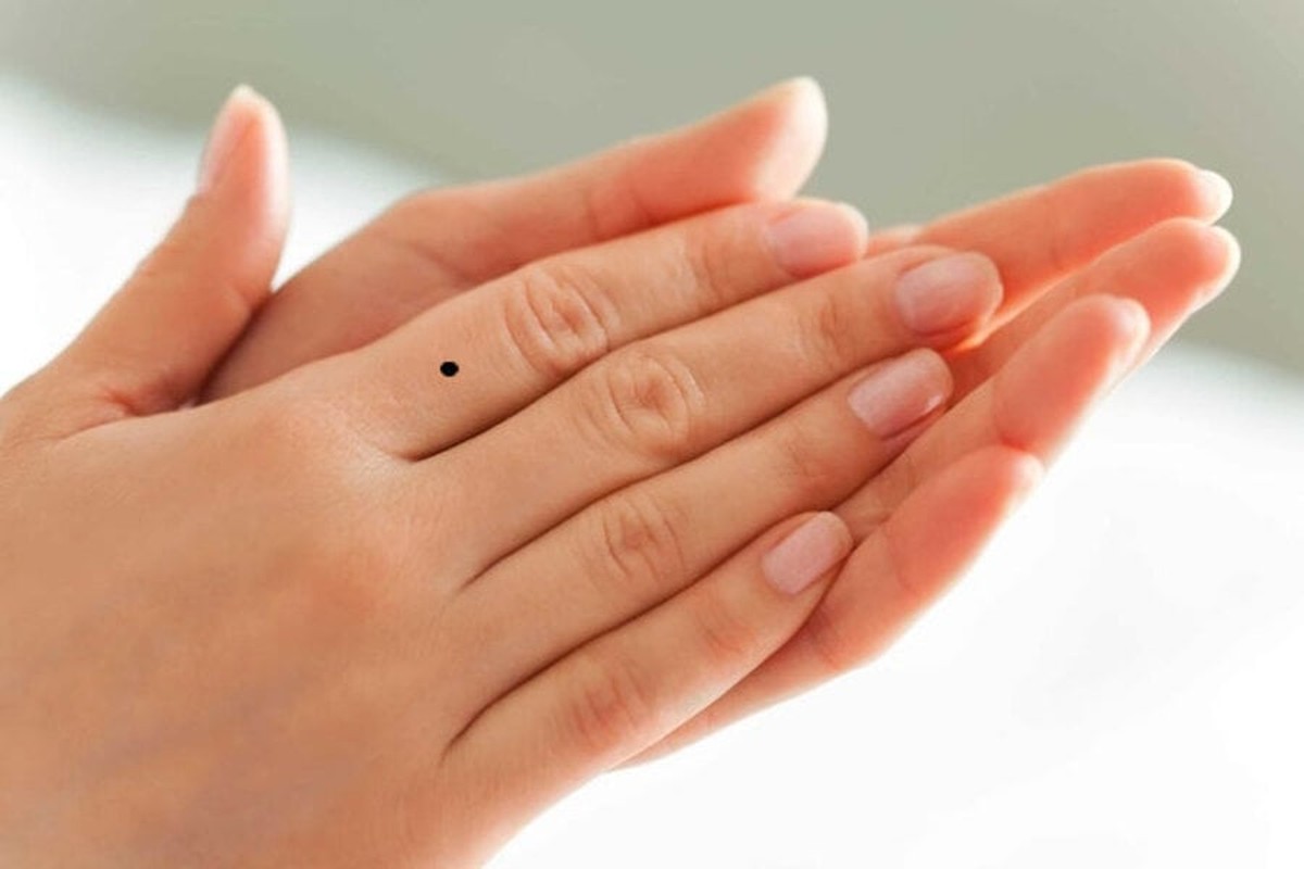 Người có 4 nốt ruồi này vừa giàu vừa sang, cả đời phú quý - Hình 7 Nguoi co 4 not ruoi nay vua giau vua sang, ca doi phu quy-Hinh-7
