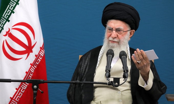 Lãnh tụ tối cao Iran Ali Khamenei tại Tehran hồi tháng 7/2024. Ảnh: AFP