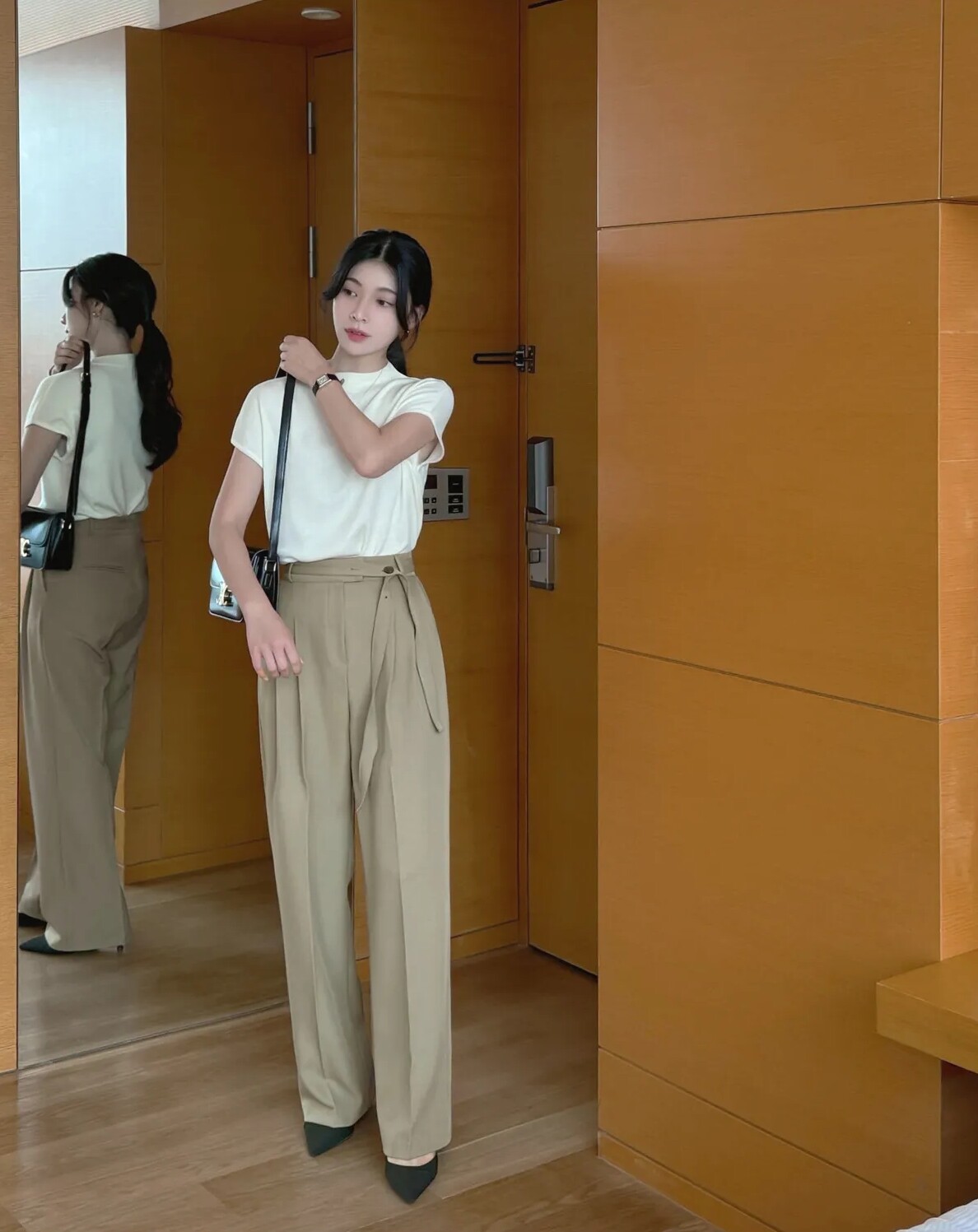 Mặc đẹp đi làm mỗi ngày không khó như bạn nghĩ: Chị em công sở chỉ cần nhớ 6 công thức này - 5