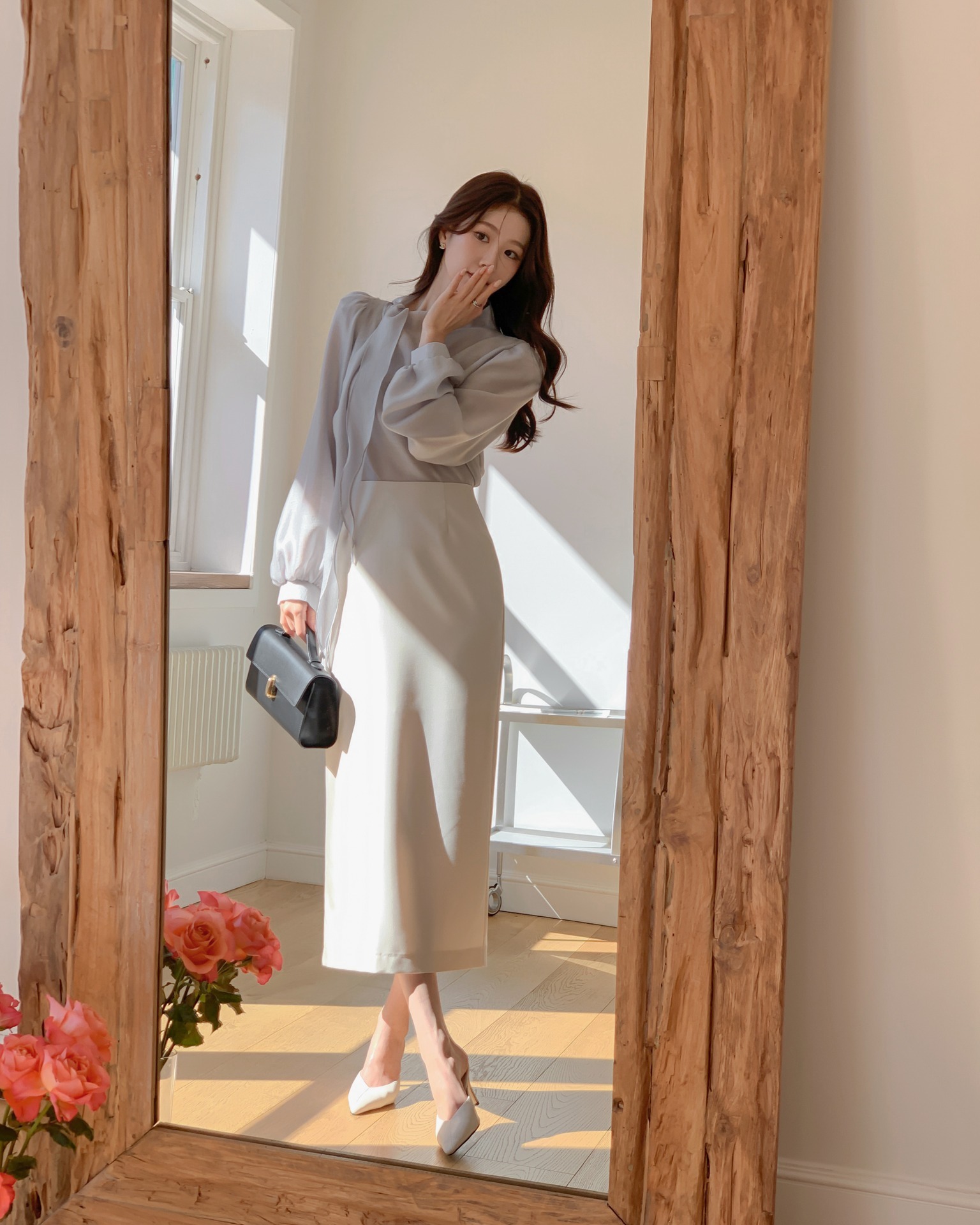 Tủ đồ của phụ nữ amp;#34;mặc đẹpamp;#34; lúc nào cũng có 5 món quen thuộc này, phối sao cũng hợp, không cần nghĩ nhiều - 8