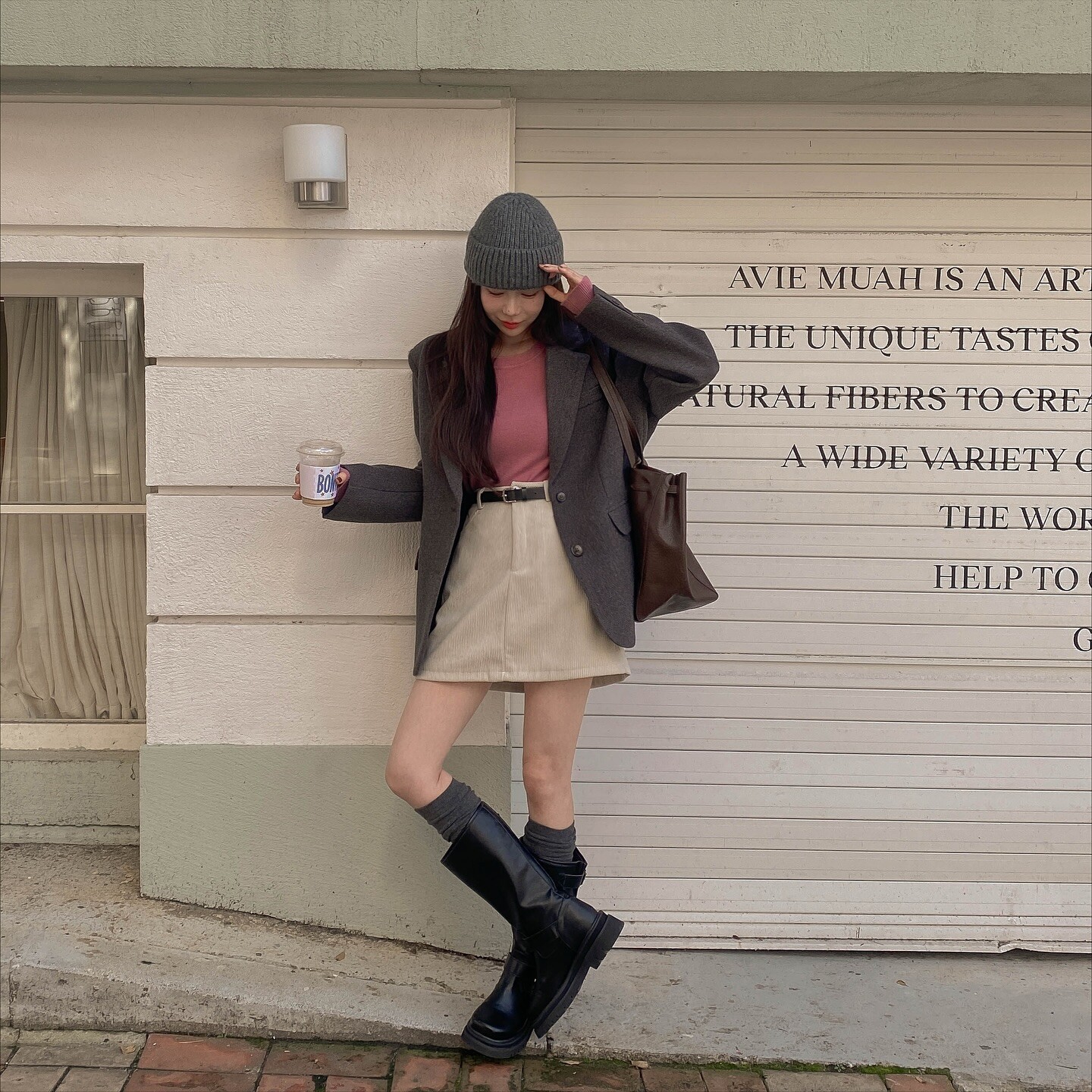 Gái Hàn lúc nào cũng cao ráo là nhờ 5 món amp;#34;bảo bốiamp;#34; này, diện lên chân dài miên man, khí chất sang xịn hẳn - 9