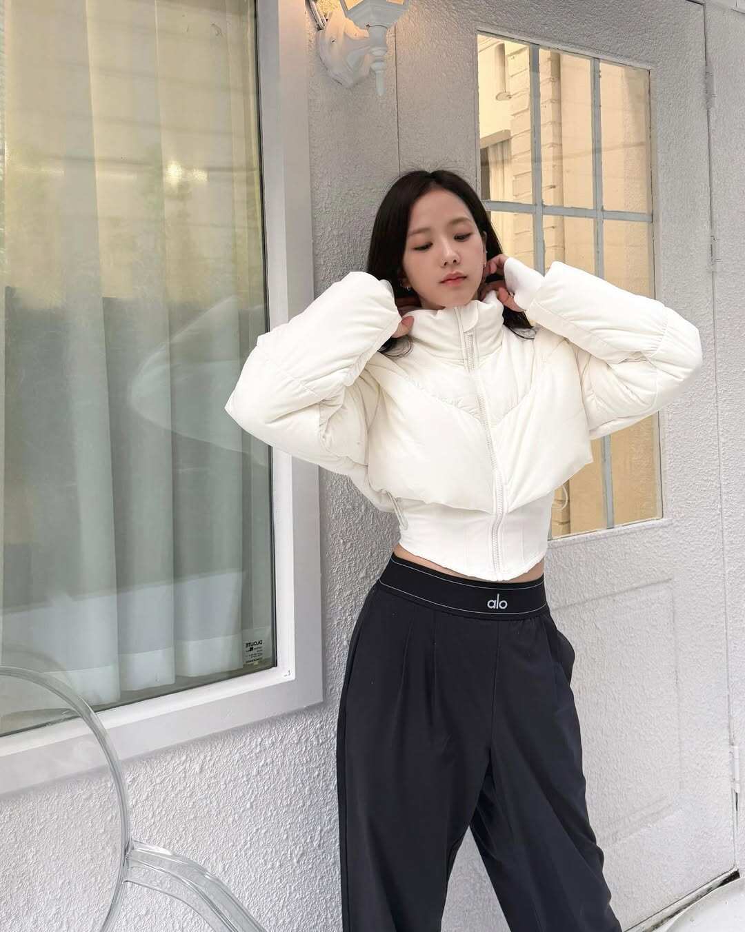 4 công thức amp;#34;ruộtamp;#34; giúp mỹ nhân đẹp nhất thế giới amp;#34;hack dángamp;#34; đỉnh cao, hội chị em học ngay bí quyết kéo dài chân - 6