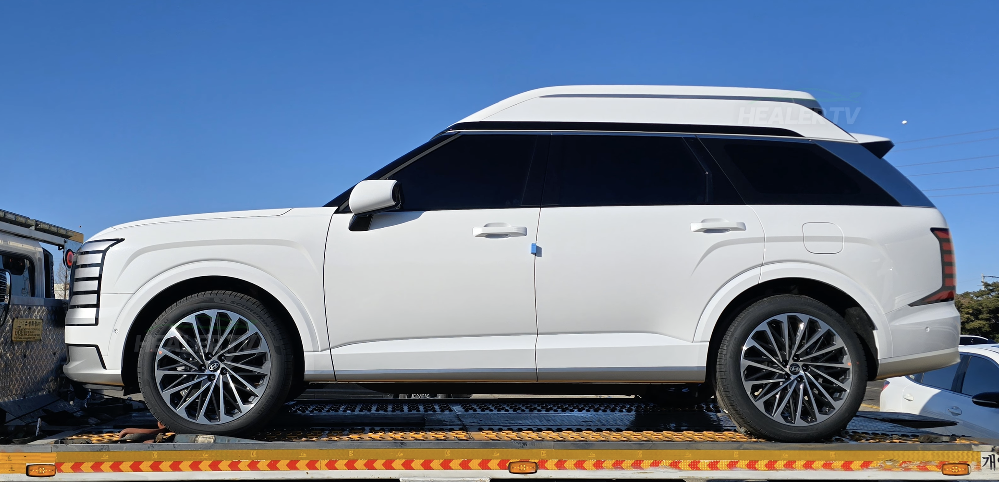 Hyundai Palisade lộ thiết kế mới cho ‘chủ tịch’: Nóc cao như Carnival bản đắt nhất tại Việt Nam, ghế thương gia, màn hình gắn trần xịn sò- Ảnh 1.