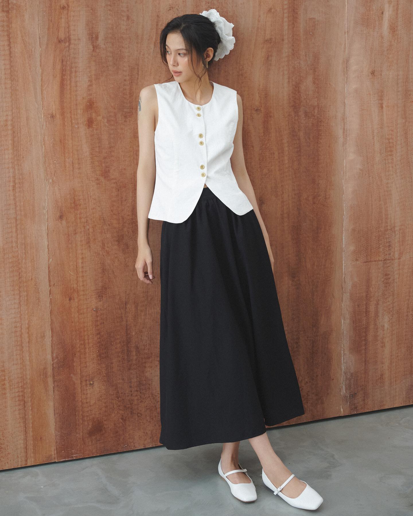 Tủ đồ toàn quần áo bình dân nhưng vẫn amp;#34;sang ngầmamp;#34; nhờ 5 món được xem như amp;#34;bảo chứngamp;#34; mặc đẹp - 11