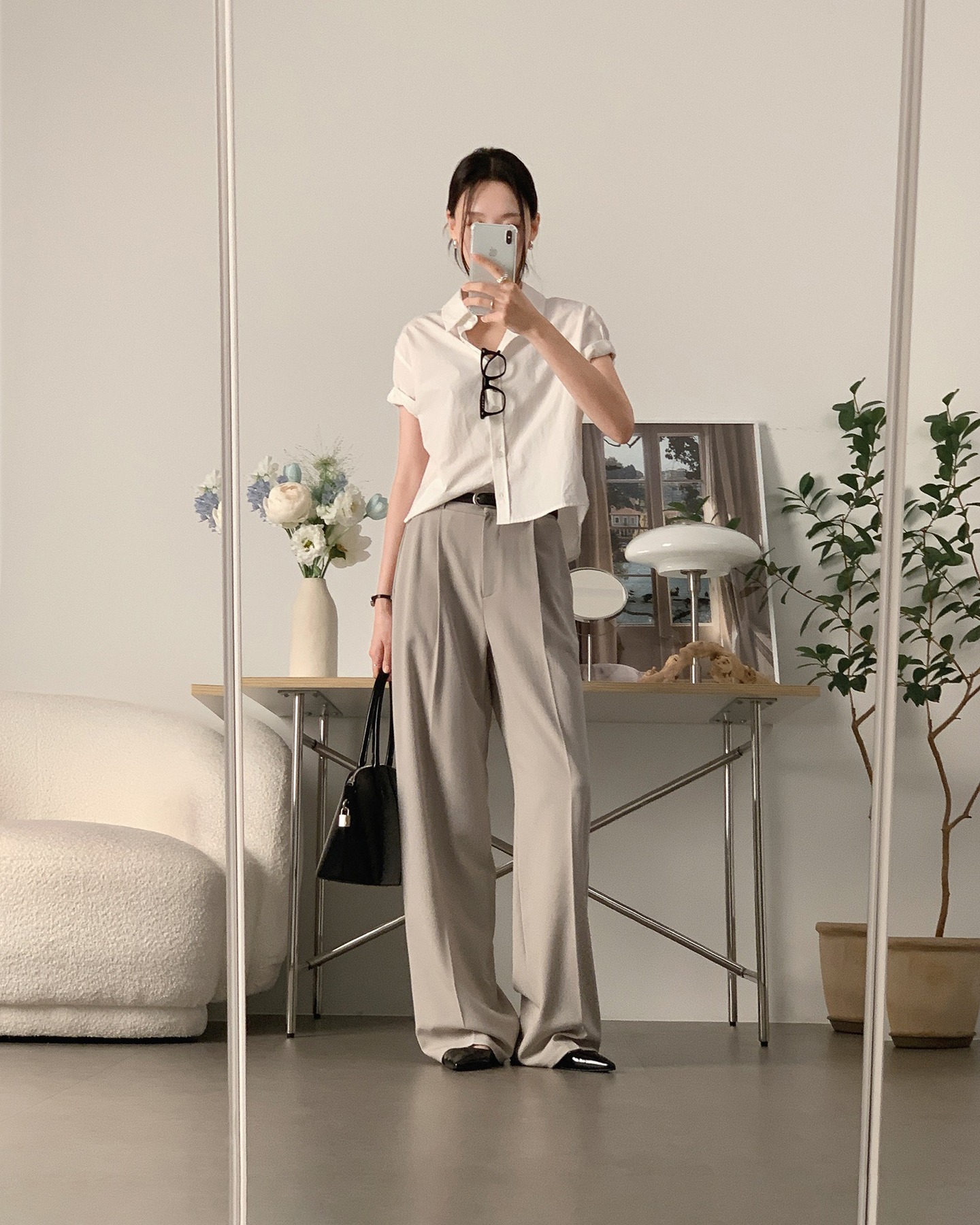 Tủ đồ toàn quần áo bình dân nhưng vẫn amp;#34;sang ngầmamp;#34; nhờ 5 món được xem như amp;#34;bảo chứngamp;#34; mặc đẹp - 13