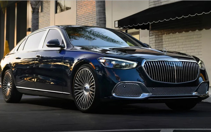 Lionel Messi gây chú ý khi lái Mercedes-Maybach 6,5 tỷ đồng tại Mỹ- Ảnh 1. Lionel Messi gây chú ý khi lái Mercedes-Maybach 6,5 tỷ đồng tại Mỹ- Ảnh 1.