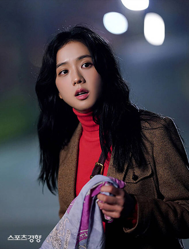 Bỏ túi tủ đồ của hội mỹ nhân Hàn cho dịp Tết: Han So Hee, Song Hye Kyo xinh hết nấc nhưng chưa bằng 1 cô idol diễn dở - Ảnh 13.