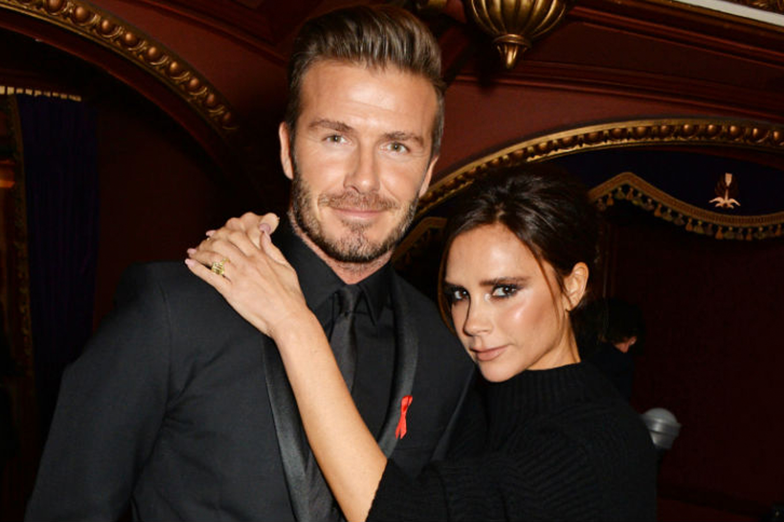 Vợ chồng Victoria Beckham. Ảnh: Hello Magazine