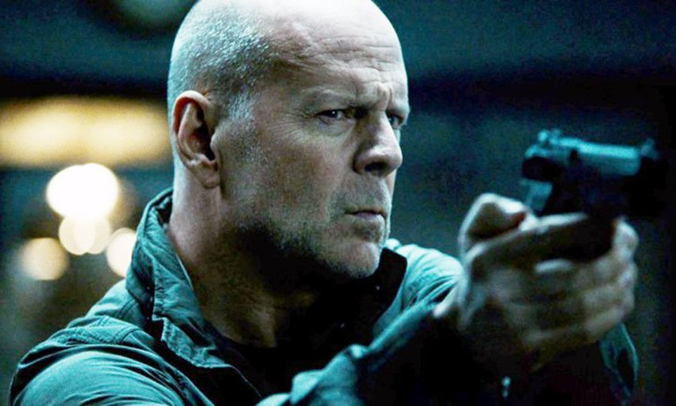 Bruce Willis trong American Siege. Ảnh: IMDb