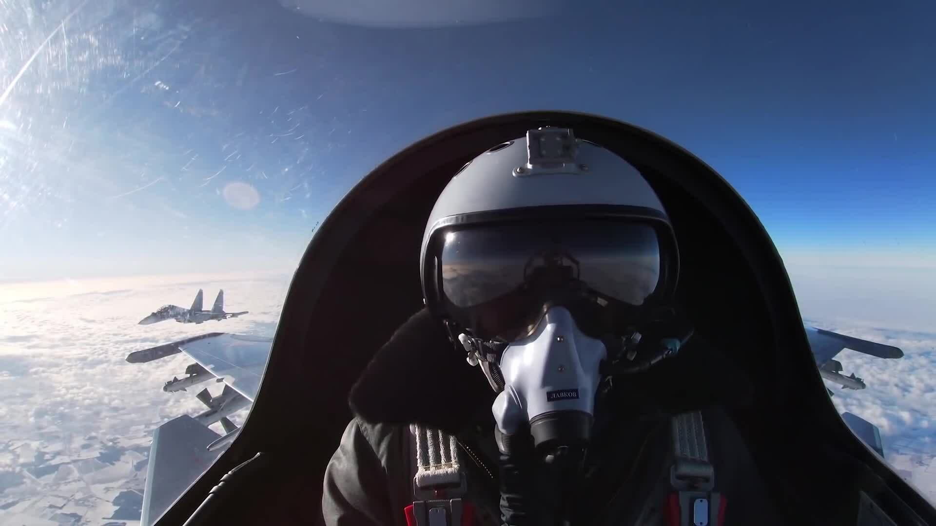 Su-30 Nga bay tuần tra lãnh thổ Belarus