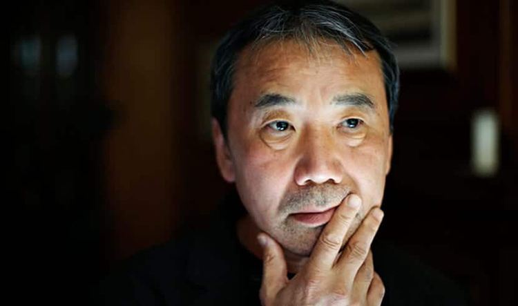 Tiếu thuyết gia người Nhật Haruki Murakami, cha đẻ của tác phẩm Rừng Na Uy nổi tiếng thế giới. Ảnh: paratic.com