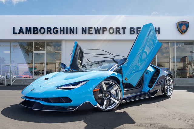 Showroom Việt chào hàng siêu phẩm Lamborghini Centenario Roadster: Cả thể giới có 20 chiếc, xe sẽ về sớm miễn là khách hàng đủ tiền - Ảnh 7.