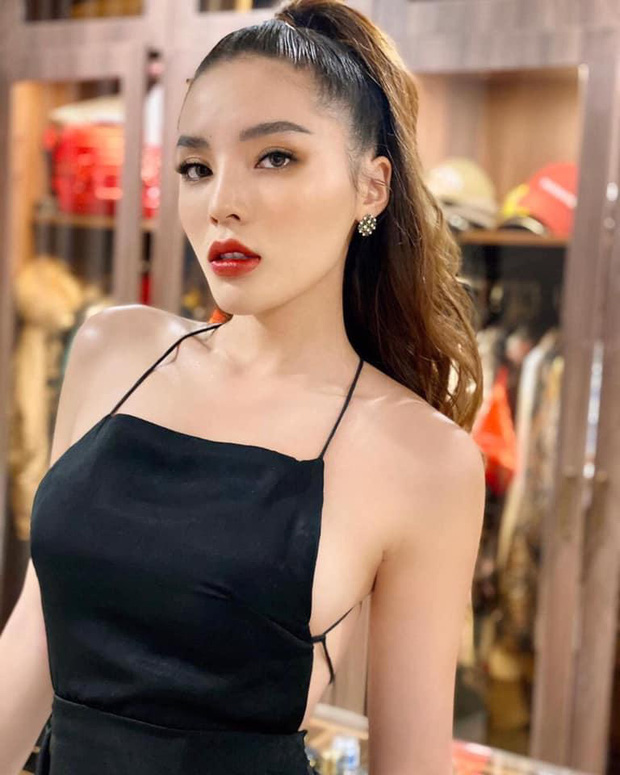 Màn lột xác của Hoa hậu khi vào đại học: Đỗ Hà hết lúa thành fashionista, nhưng vẫn chưa đỉnh bằng Nàng hậu 8 năm trước - Ảnh 18.