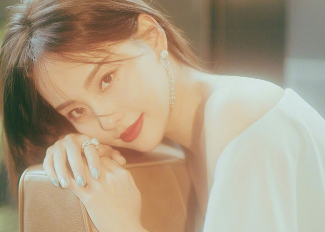 Vợ khôn tiêu tiền vào 4 việc này sẽ luôn hạnh phúc, chồng ngày càng yêu  - 1