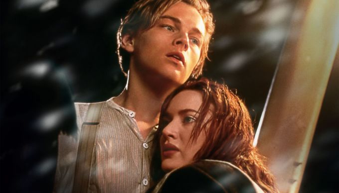 Leonardo DiCaprio (vai Jack) và Kate Winslet (vai Rose) trong một cảnh phim. Ảnh: 20th Century Fox