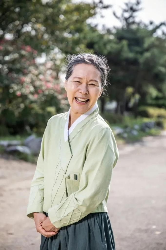 Diễn viên Lee Joo Sil. Ảnh: Nate