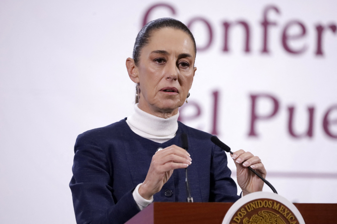 Tổng thống Mexico Claudia Sheinbaum tại cuộc họp báo ở thủ đô Mexico City ngày 2/2. Ảnh: AFP