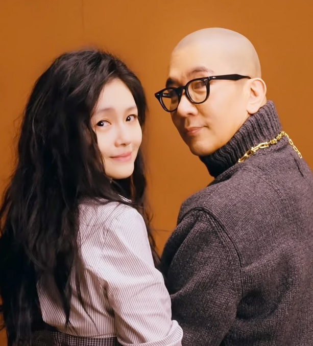 Vợ chồng Từ Hy Viên - DJ Koo. Ảnh: Vogue