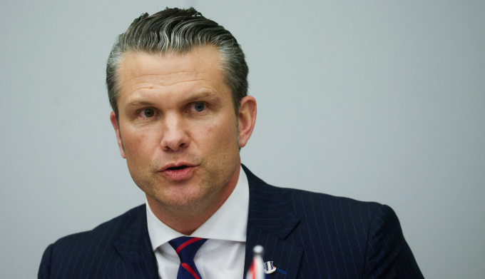 Bộ trưởng Quốc phòng Mỹ Pete Hegseth tại cuộc họp giữa các bộ trương quốc phòng NATO ở Brussels, Bỉ ngày 12/2. Ảnh: AFP