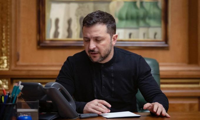 Ông Zelensky điện đàm với ông Trump hôm 12/2. Ảnh: Văn phòng Tổng thống Ukraine