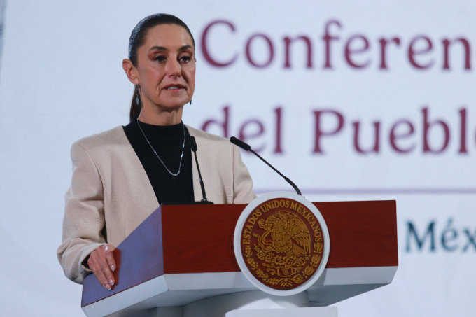 Tổng thống Mexico Claudia Sheinbaum phát biểu tại Mexico City ngày 12/2. Ảnh: AFP