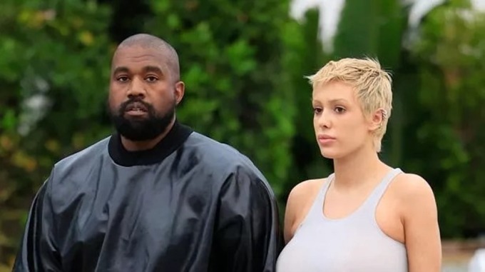 Kanye West và Bianca Censori ở Tokyo năm 2023. Ảnh: GC Images