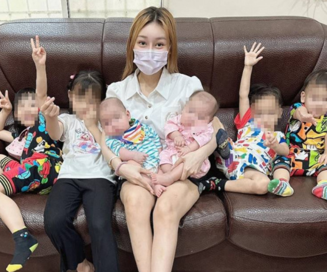 Nhiều người nể phục khả năng sinh đẻ của bà mẹ này.