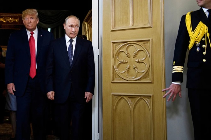 Tổng thống Mỹ Donald Trump và Tổng thống Nga Vladimir Putin đến dự một cuộc họp tại Helsinki, Phần Lan, tháng 7/2018. Ảnh: AFP