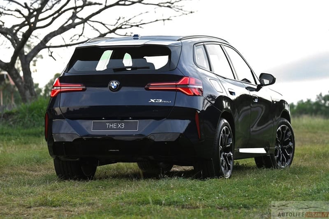 BMW X3 thế hệ mới ra mắt ngay sát Việt Nam: Màn cong khủng, mạnh gần 400 mã lực, giá từ 2,8 tỷ đồng, kỳ vọng sớm về nước đấu GLC- Ảnh 8. BMW X3 thế hệ mới ra mắt ngay sát Việt Nam: Màn cong khủng, mạnh gần 400 mã lực, giá từ 2,8 tỷ đồng, kỳ vọng sớm về nước đấu GLC- Ảnh 8.