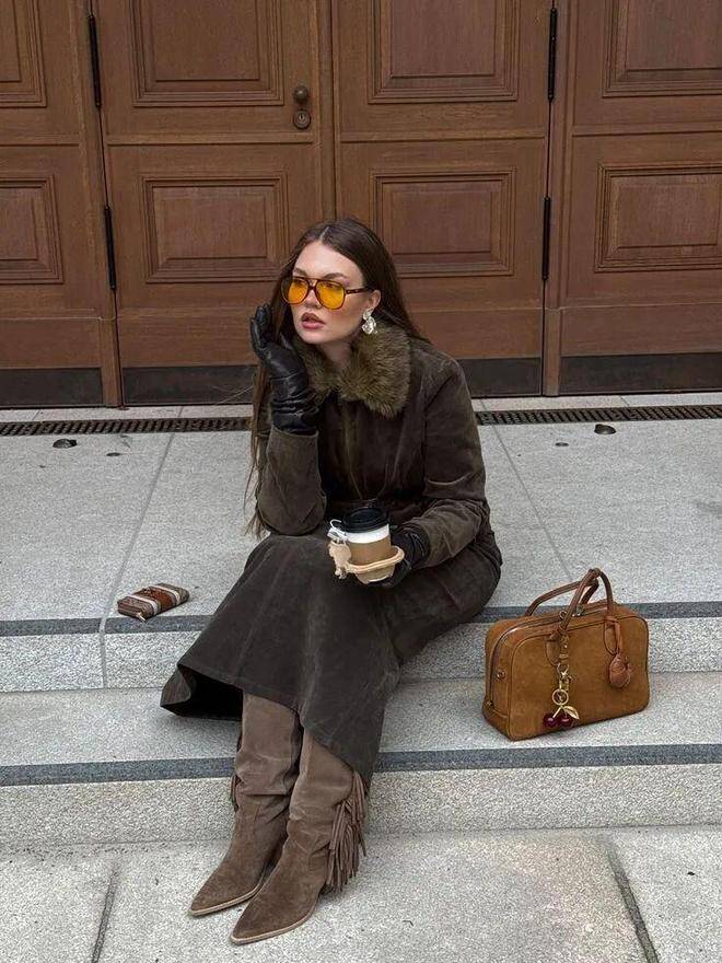 Đừng vội vứt những quần áo cũ này, 4 món đồ amp;#34;cổamp;#34; đang được lăng xê mạnh mẽ giúp chị em đẹp thanh lịch - 8