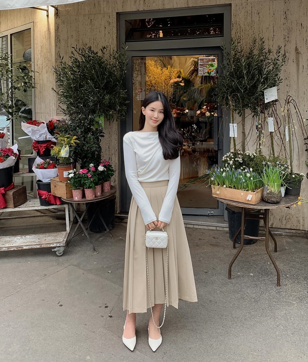 Cao 1m60, tôi diện chân váy suông vẫn cao ráo như người mẫu nhờ amp;#34;thuộc lòngamp;#34; 4 bí kíp này - 10