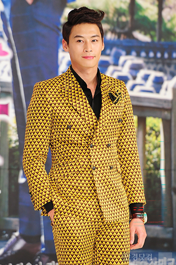 Diễn viên Jung Eun Woo. Ảnh: Hankyung