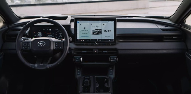 Toyota RAV4 đời mới thêm bản xăng cạnh tranh CX-5, CR-V- Ảnh 5. Toyota RAV4 đời mới thêm bản xăng cạnh tranh CX-5, CR-V- Ảnh 5.