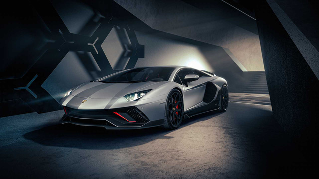 Lamborghini tiếp tục sản xuất Aventador để đền bù cho các chủ xe - Ảnh 1.