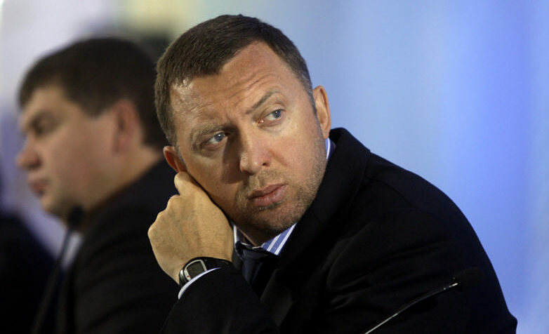 Deripaska dự một hội nghị đầu tư ở Moskva năm 2009. Ảnh: AP.