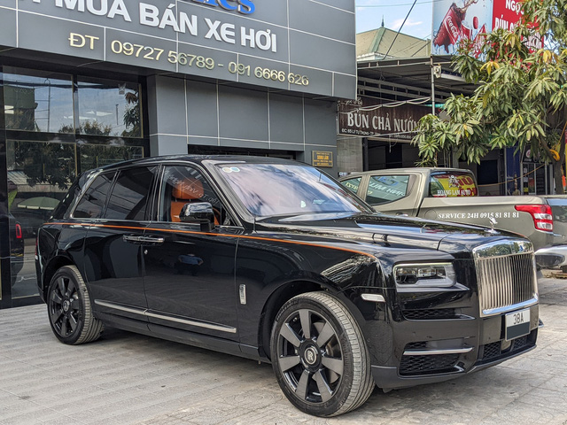 Đại gia Hà Tĩnh mạnh tay mua Rolls-Royce Cullinan: Chi tiết biển số là điều khiến nhiều người nể phục - Ảnh 1.